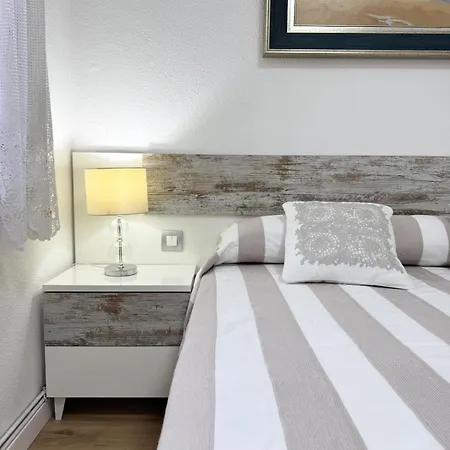 Casa Sirenita Coruxo 公寓 *